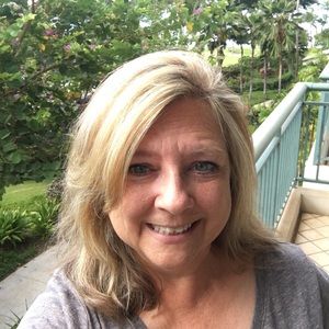 Meet your Posher, Michele